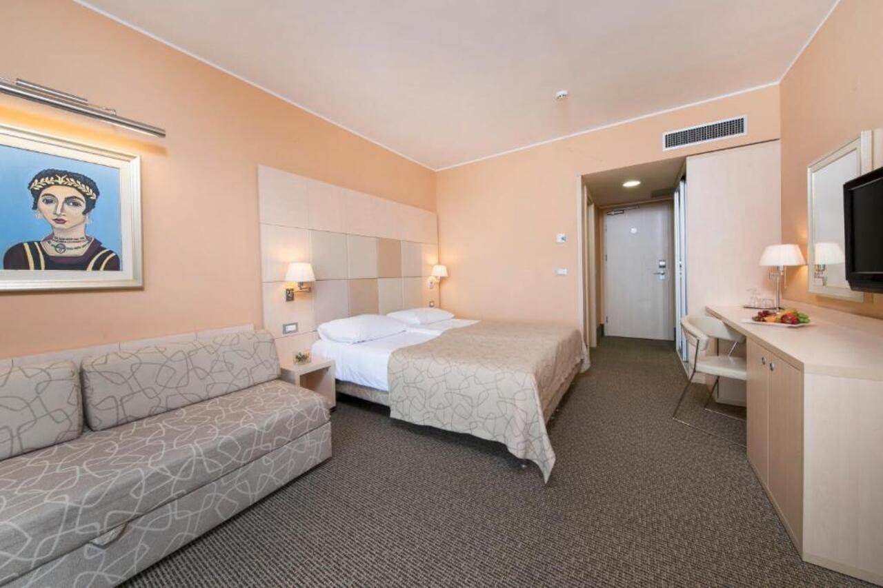 Hotel Haliaetum And Mirta Izola Esterno foto